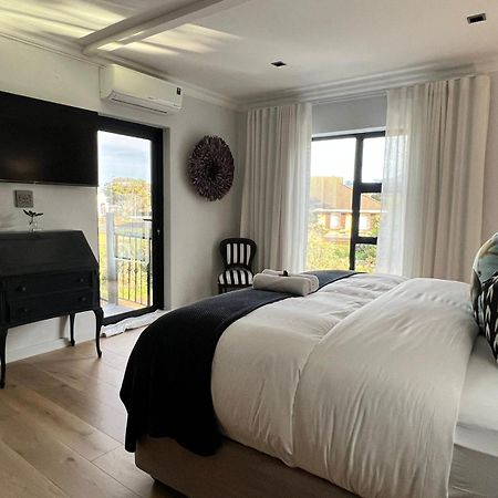 The Whale'S Tale Guesthouse Hermanus Exterior foto