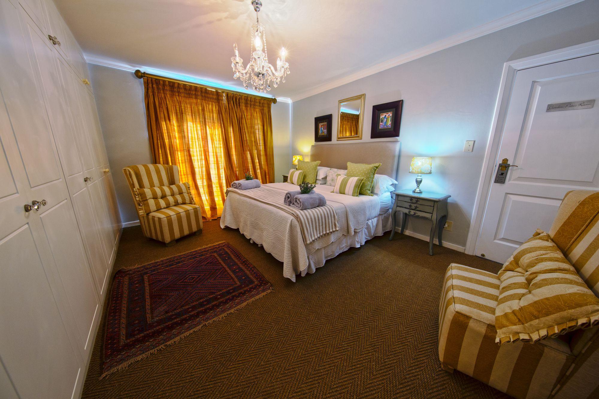 The Whale'S Tale Guesthouse Hermanus Exterior foto